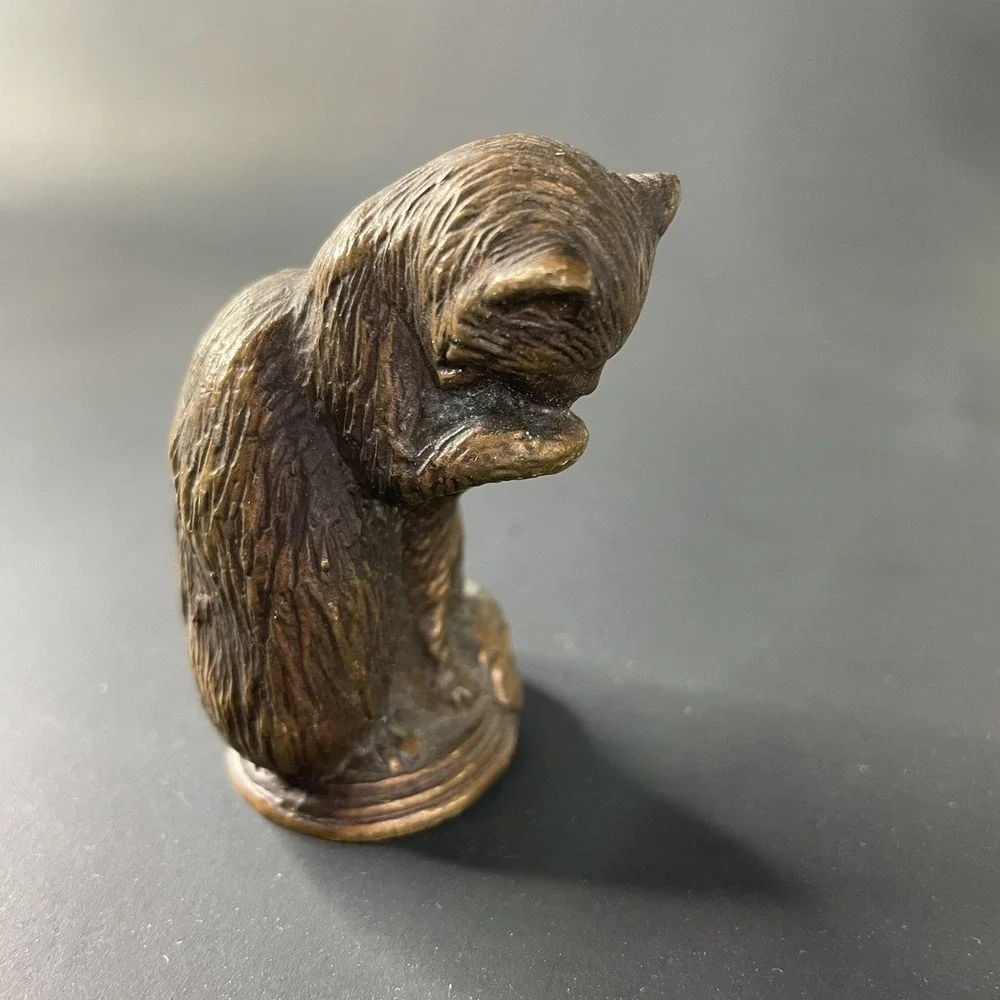 Vtg TFM The Franklin‎ Mint 1986 Brass Cat Licking Paw Curio Cabinet Animalier